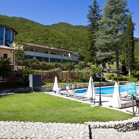 Hotell San Donato Golf & 4*