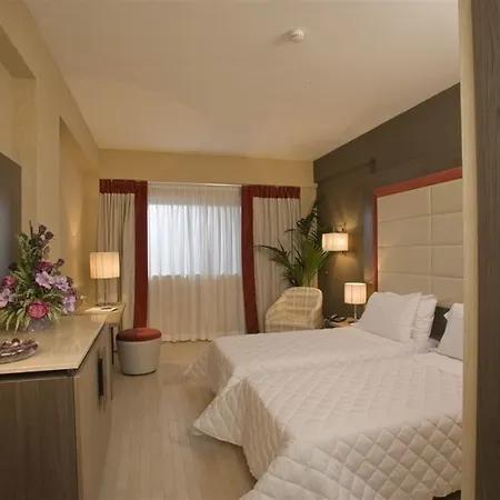 San Donato Golf & 4* Santi