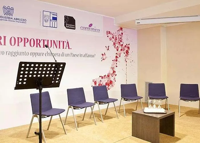 Отель San Donato Golf & Santi