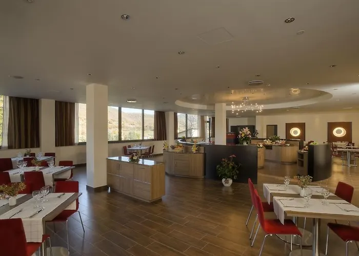 San Donato Golf & Отель